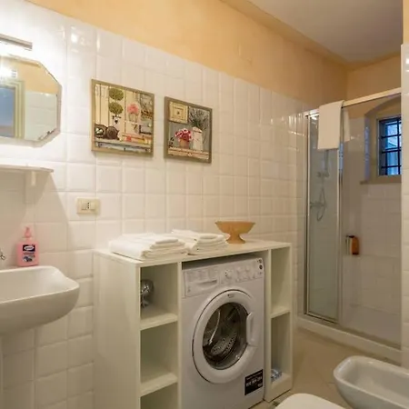 Elegante In Centro Apartment Torri Del Benaco